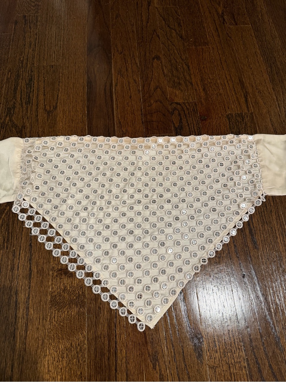 Vestique sequin mini skirt and crop top set - Picture 6 of 9